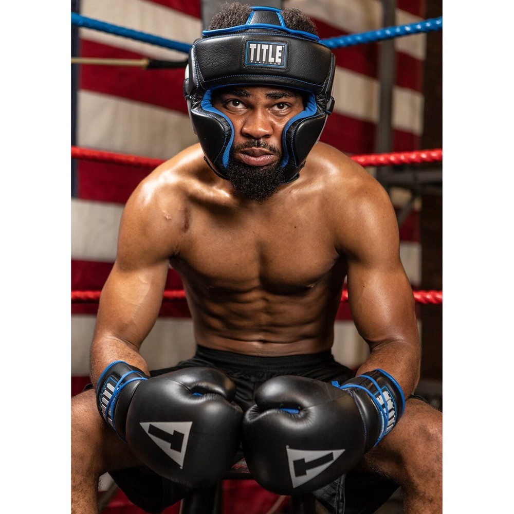Title Boxing Platinum Perilous Training Headgear - Regular - Black/Silver
