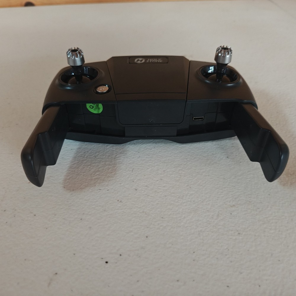 hs460 Holy Stone, remote only, Untested ZB3