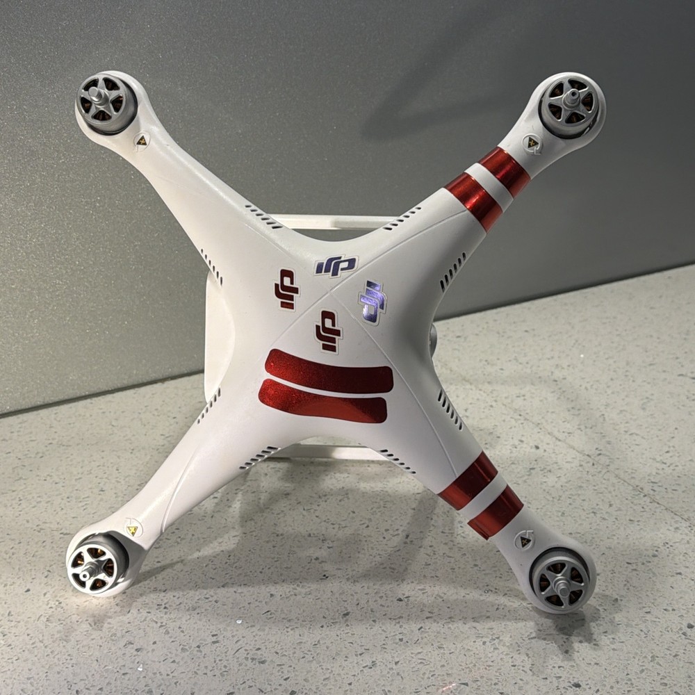 DJI Phantom 3 Quadcopter Drone - in good condition, Pl Check Description