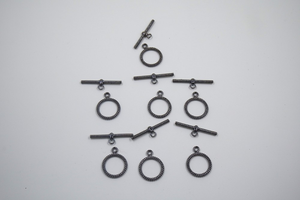Rope Circle Toggle Clasp Gunmetal Tone