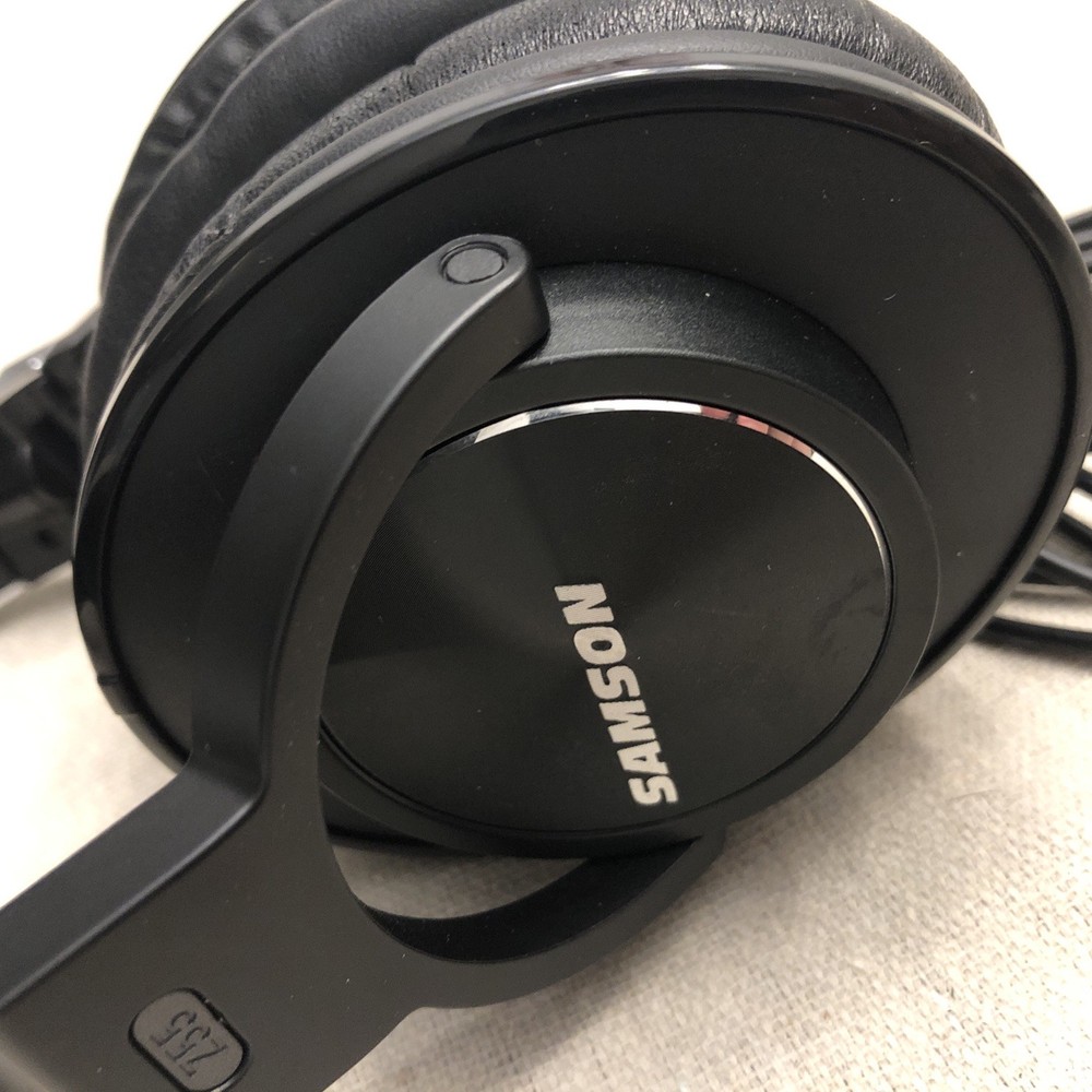Samson Z55 Professional Reference Headphones