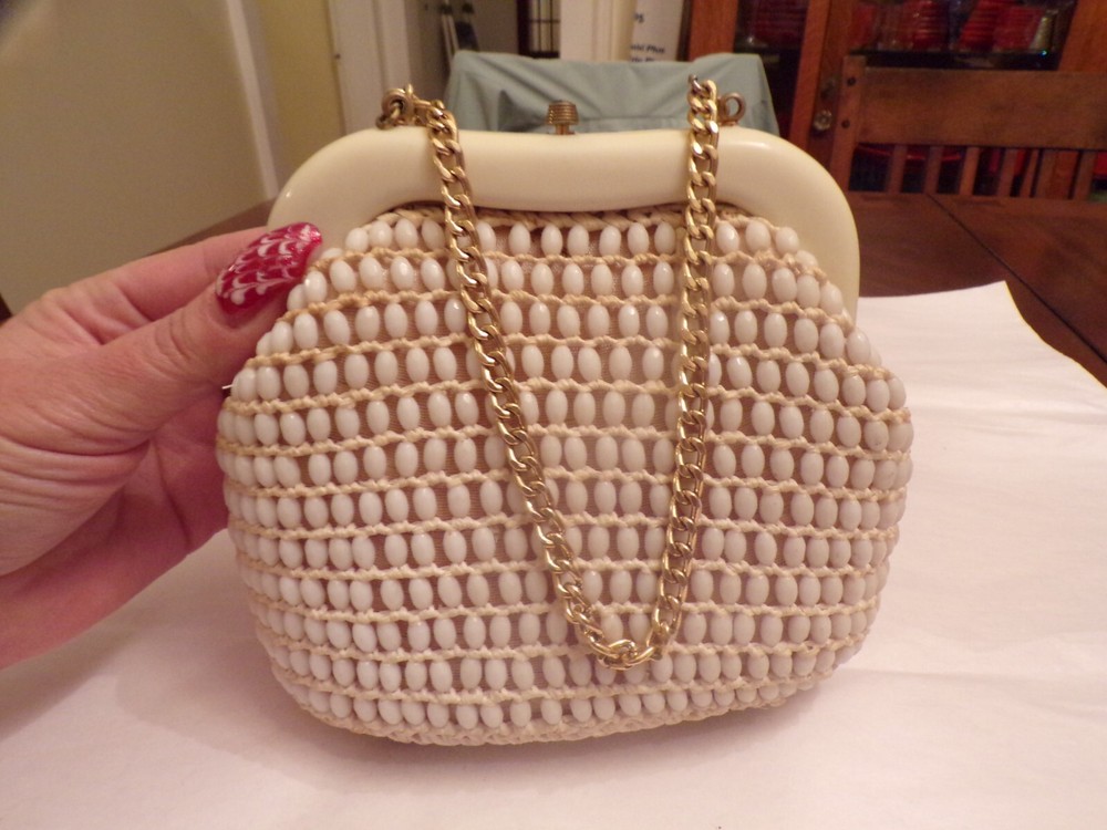 VTG White Beaded Hand Bag