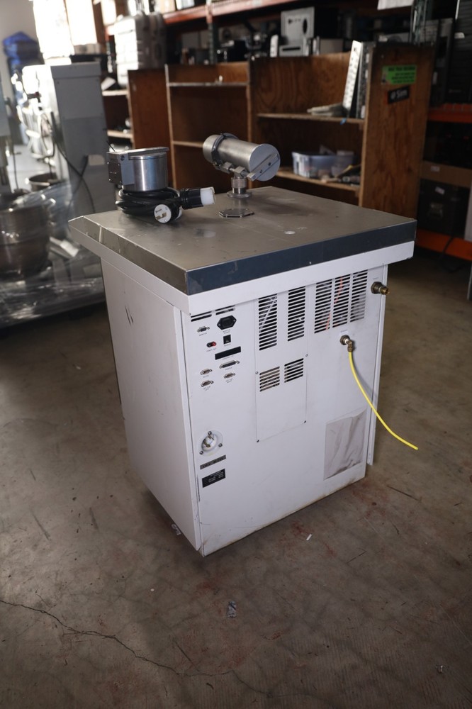 Veeco / Vacuum Instruments Corp MS50 Leak Detector As Is