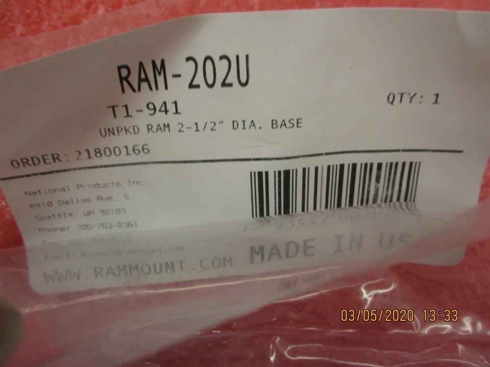 RAM MOUNT- RAM-202U - ball mount; 2 1/2in dia. Base