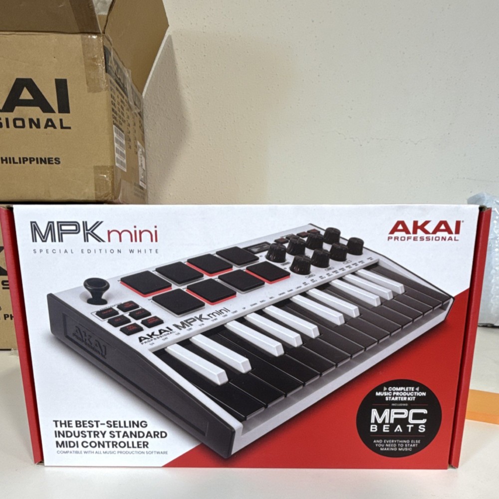 Akai MPK mini Special Edition White Keyboard Controller 25 Synth Keys USB Arpeg