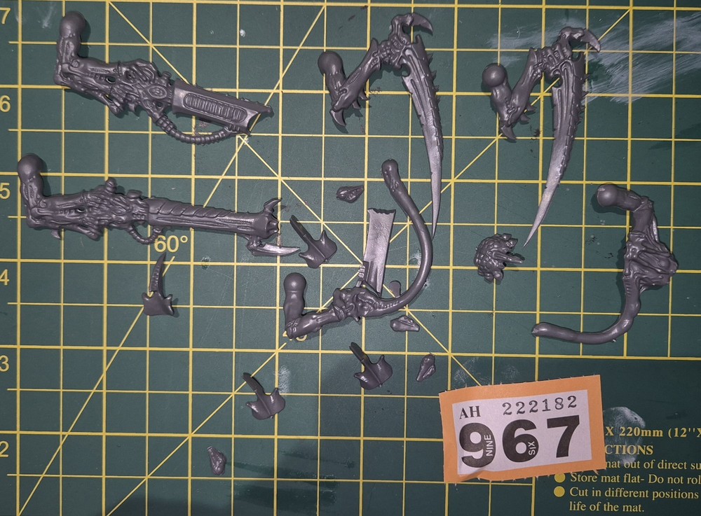 Warhammer 40k Tyranid Heavy Weapons Spare Bits