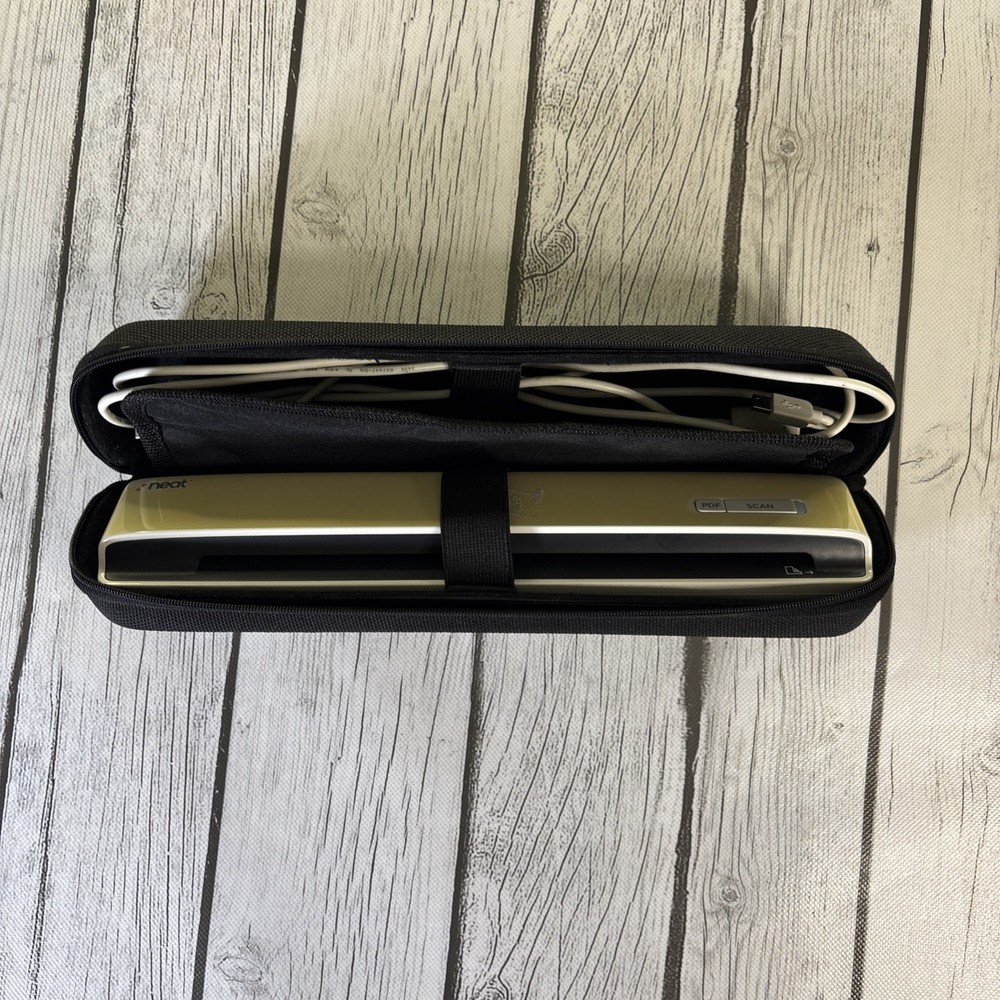 Neat Receipts USB Mobile Scanner Compatible with both Windows and Mac Pre-Owned.