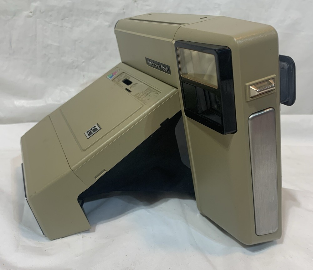 KODAK TRIMPRINT Intast Camera W/ Electronic Flash