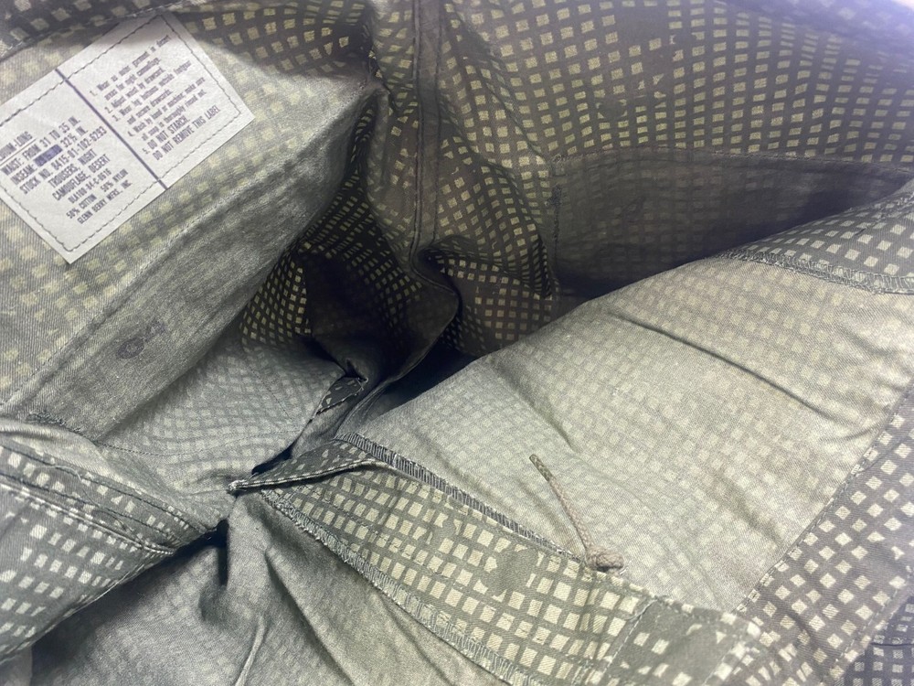 Night Desert Camo Pants, Size Medium Long NOS