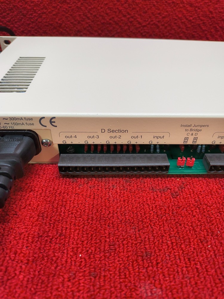 Used Radio Systems DA 4X4a Good Condition