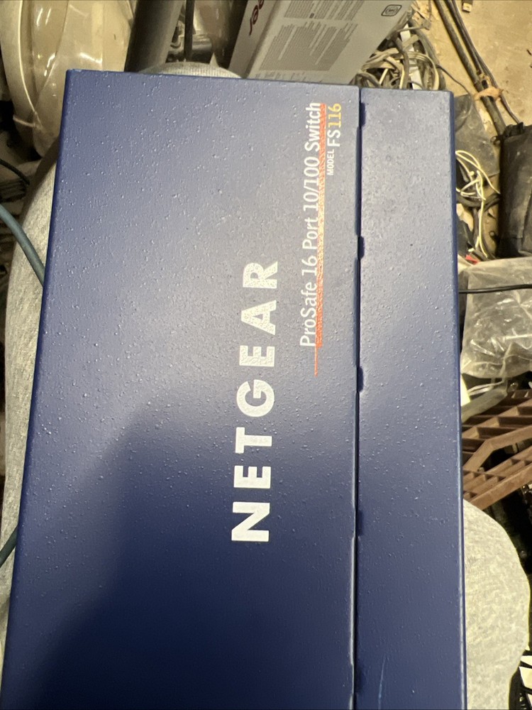 NETGEAR Prosafe 16-Port 10/100 Network Switch FS116