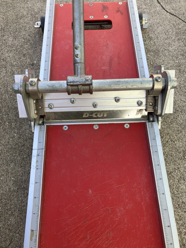 D-Cut Model RC-200 Profile Wall Base Cutter