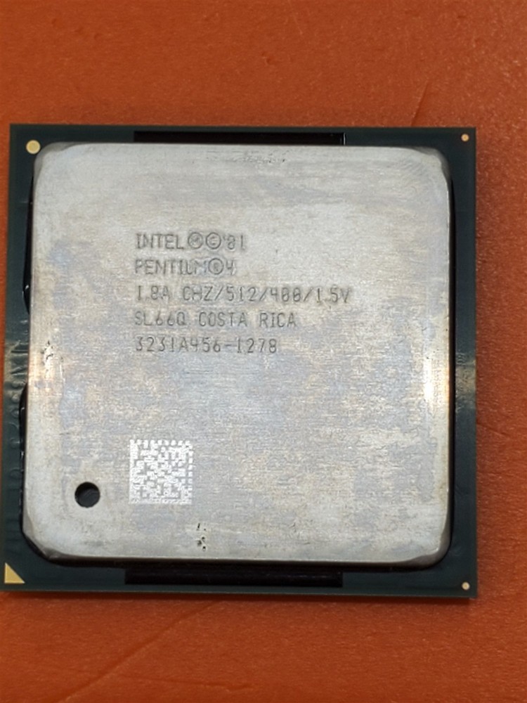 ⭐️⭐️⭐️⭐️⭐️ CPU Processor Intel Pentium 4 SL66Q 1.8 GHz / 512 / 400