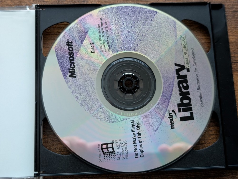 Microsoft MSDN Library Visual Studio 6.0 (1998) 2-CD Set w/ Case Windows 95/98 N