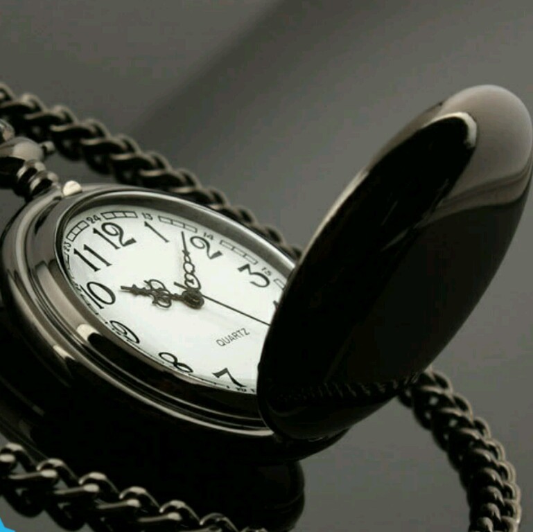 Classic Smooth Pocket Watch in Black