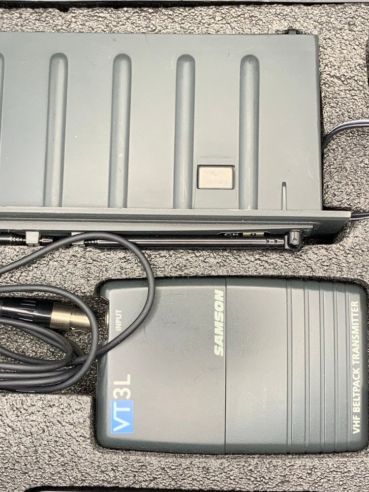 Samson VR3TD True Diversity Receiver, VT3L VHS Beltpack Transmitter,