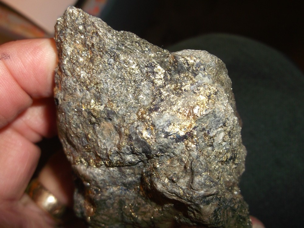 Gold, silver, copper, 365 grams samples ,ore high grade .