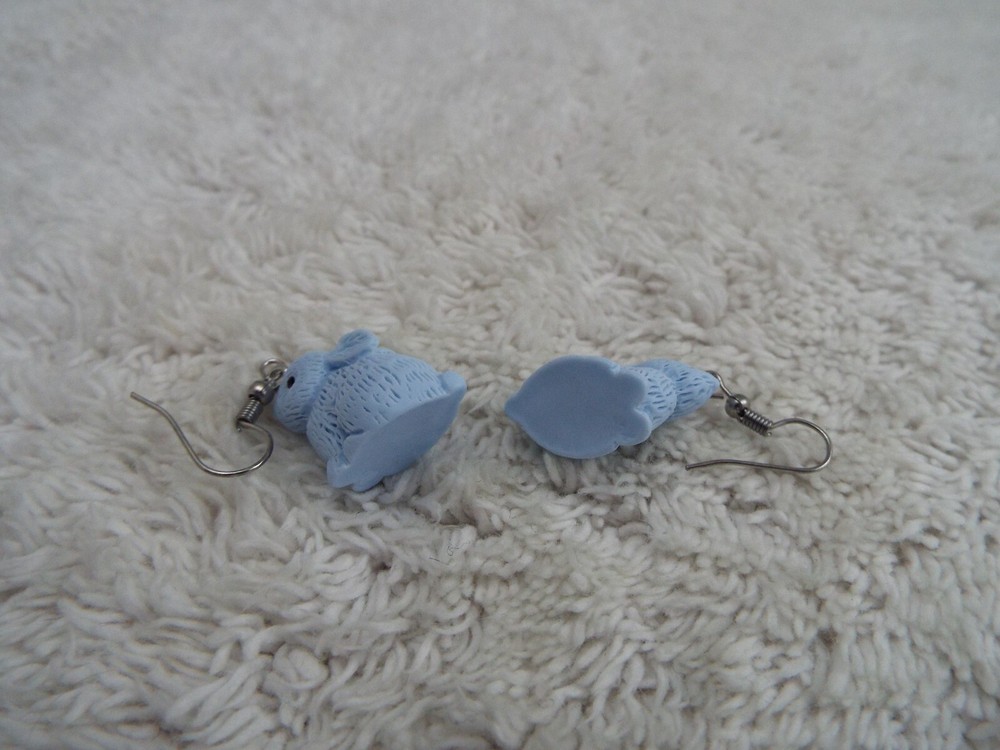 Blue Bunny Rabbit Pierced Earrings (B46)