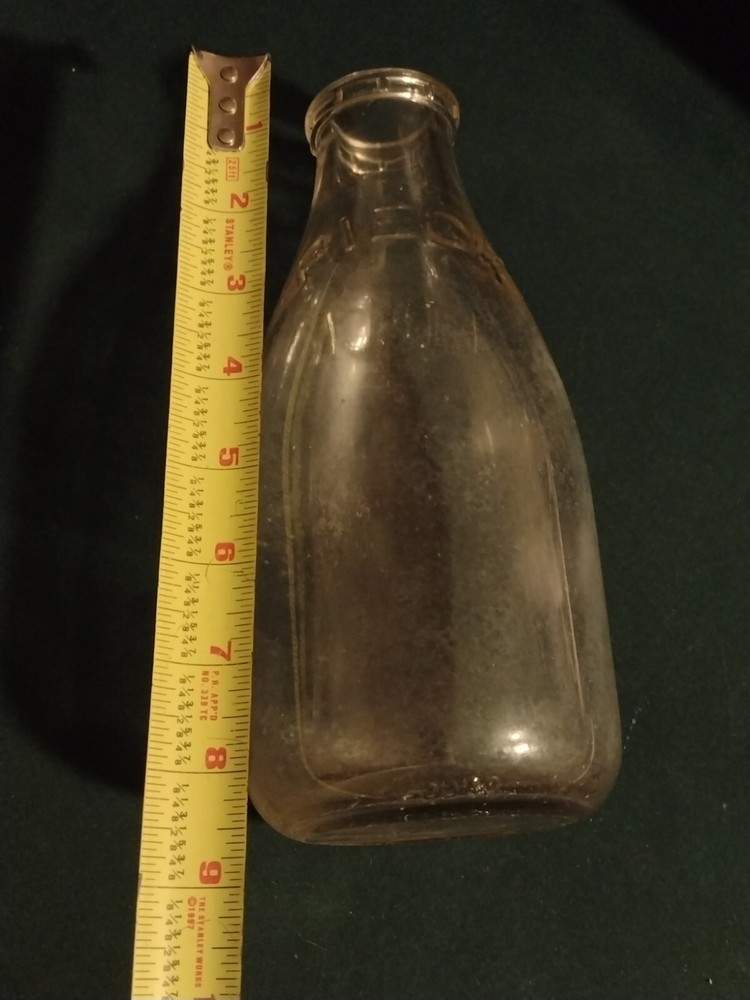 RIECK dairy bottle 1 qt Duraglas