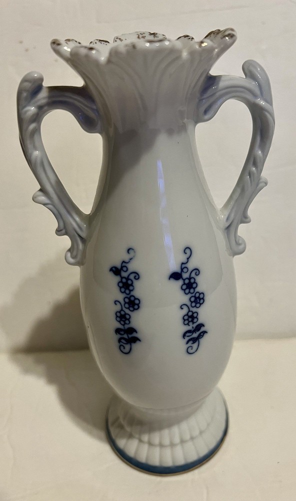 Norlean Victorian style Porcelain Handled Vase