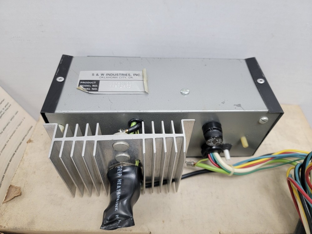 Vintage S&W Industries Auto Pod 5 Power Inverter Solid State Automatic Controls