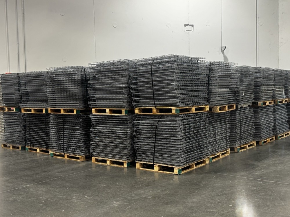 42” X 46” Wire Decks 3 Channel 2,200# Cap