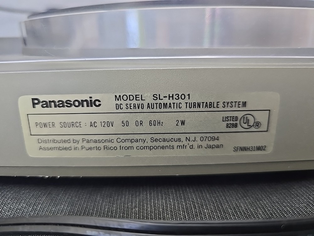 Panasonic SL-H301 D.C. Servo Automatic Turntable System