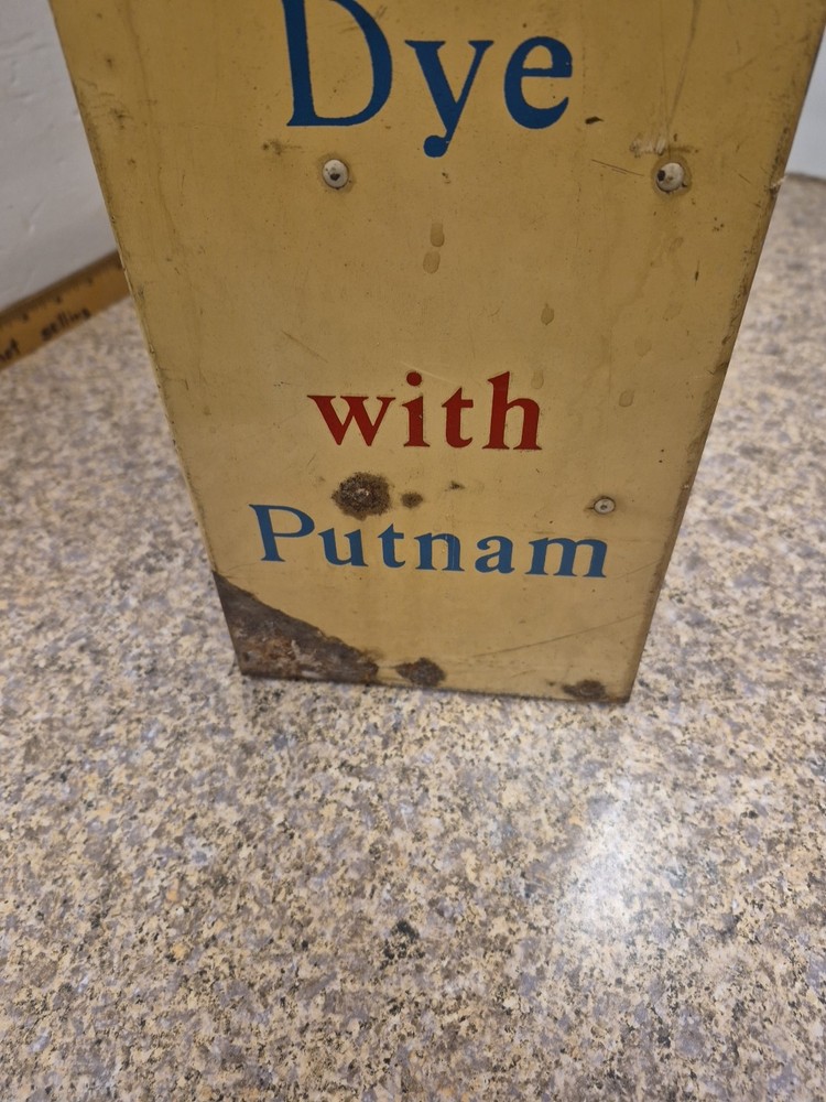 Putnam Fadeless Dyes Display Rack