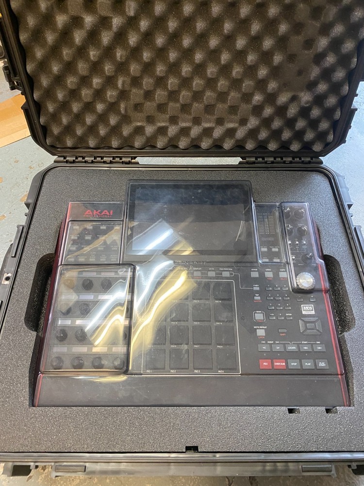 Akai Professional MPC-X Standalone Sampler & Sequencer with Touchscreen Display