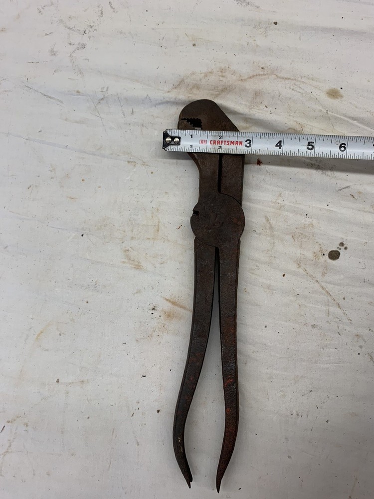 Vintage Multi Tool Adjustable Pipe Wrench ~ Pipe Pliers