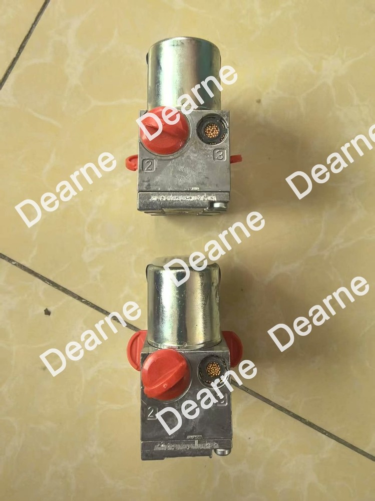 1PCS used R414003879