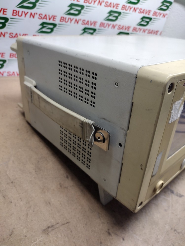 Advantest R3131A Spectrum Analyzer - Powers On - w/Pwr Crd - USED