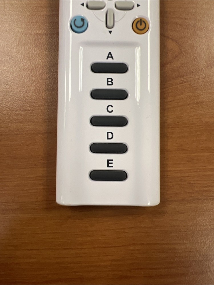 iClicker 2 Student Classroom Response RLR14 Remote Control 2nd Edition / TESTED