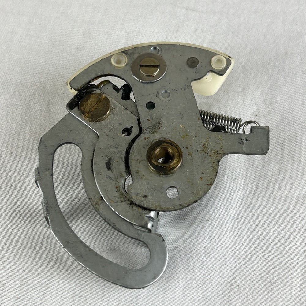 Technics SL-D202 Cueing Gear with Springs