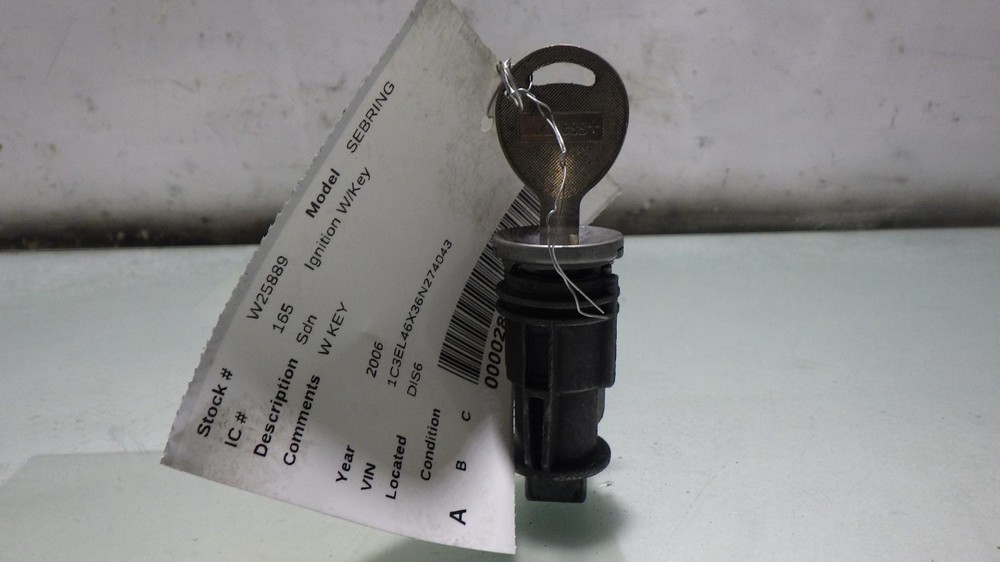 06 CHRYSLER SEBRING Ignition W/Key
