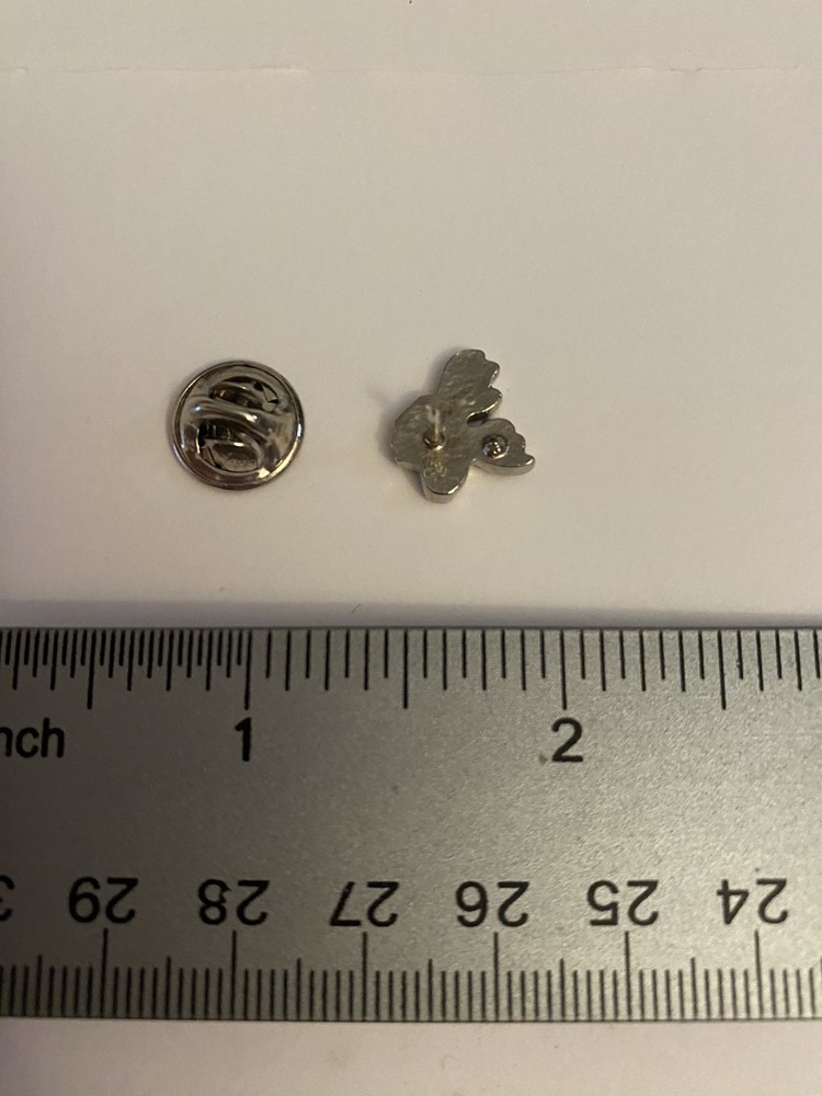Moose Head Small Lapel Pin Tie Tack P172