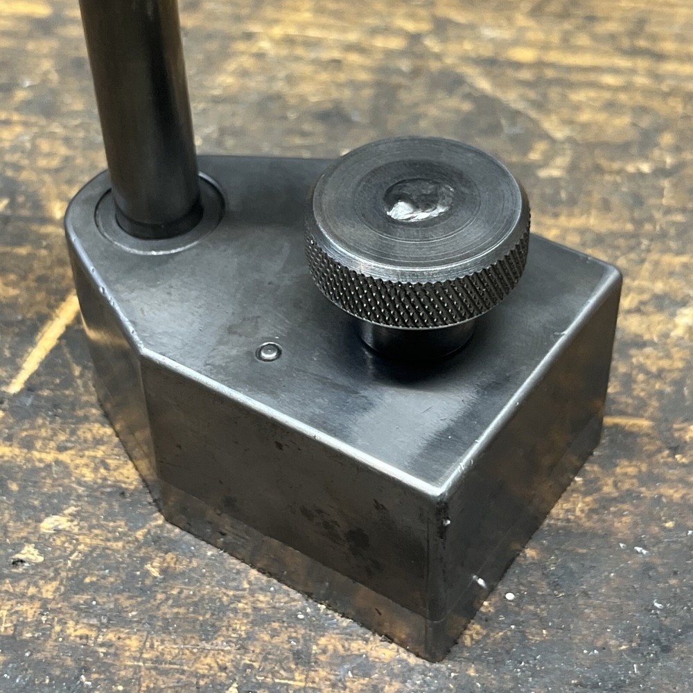 Machinist tool inspection stand testing indicating comparator