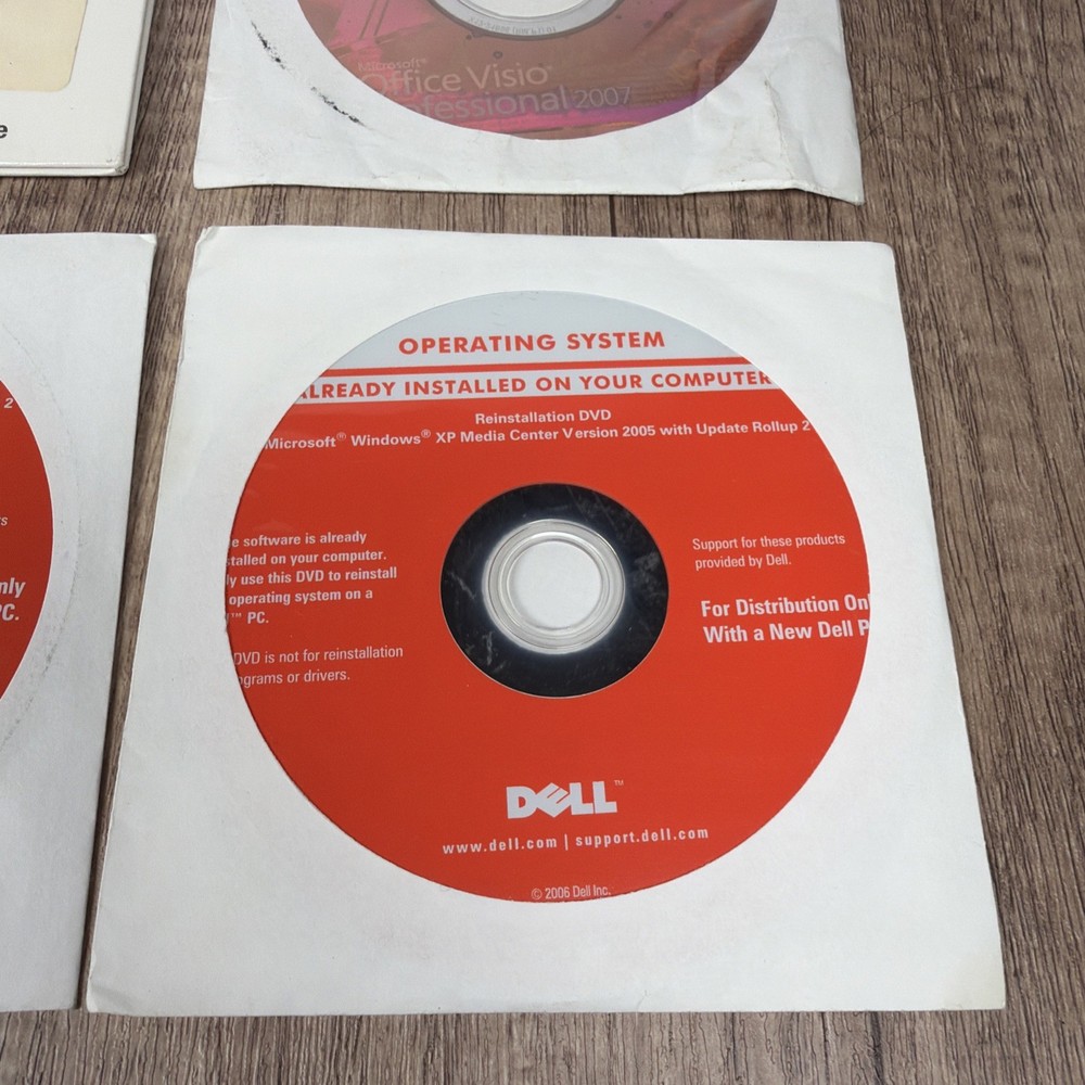 OS BUNDLE - Microsoft Windows 95, 2000 Professional, XP Home Restore Compaq Dell