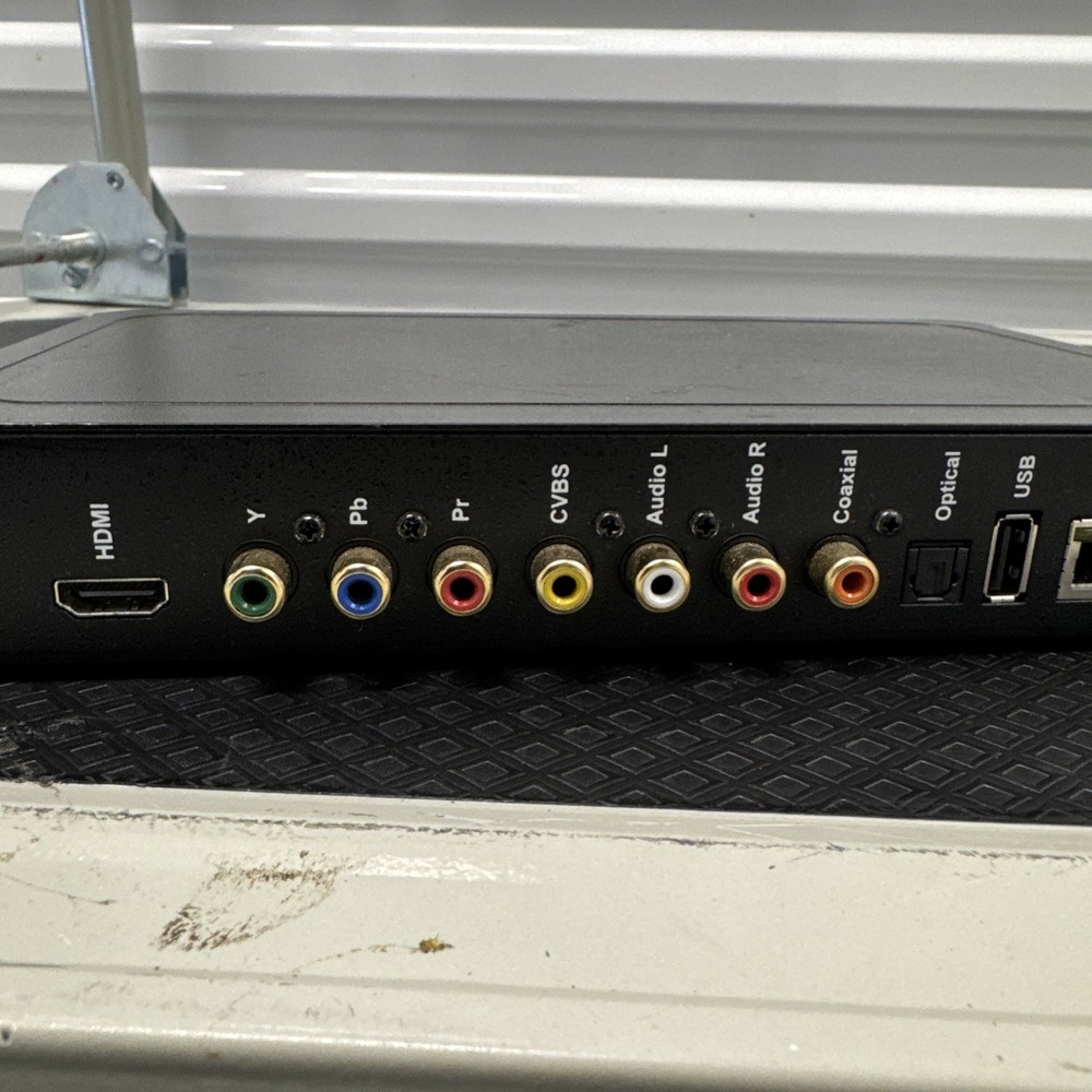 Safari Montage SD/HD MPEG Encoder, Model G1571 . Works