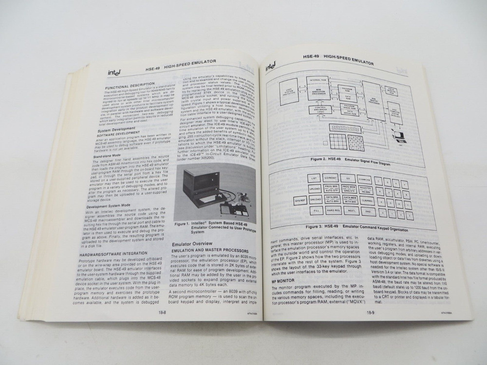 intel Systems Data Catalog 1982 vintage computer book 210299-001
