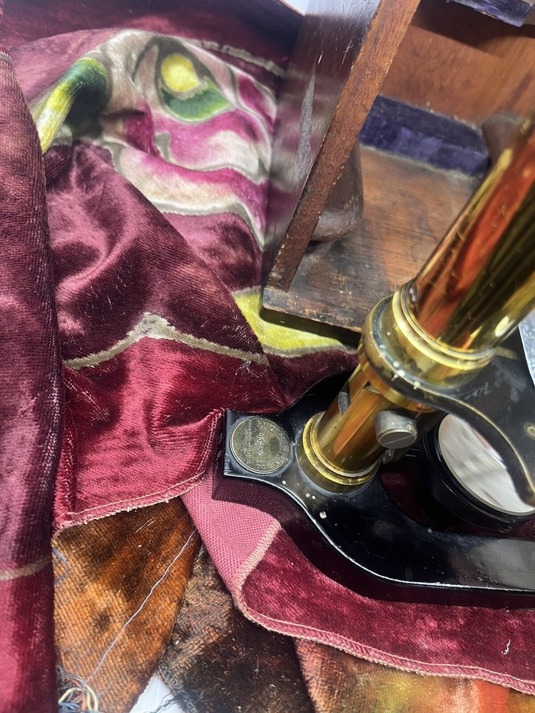 ANTIQUE BRASS BAUSCH & LOMB MICROSCOPE IN BOX