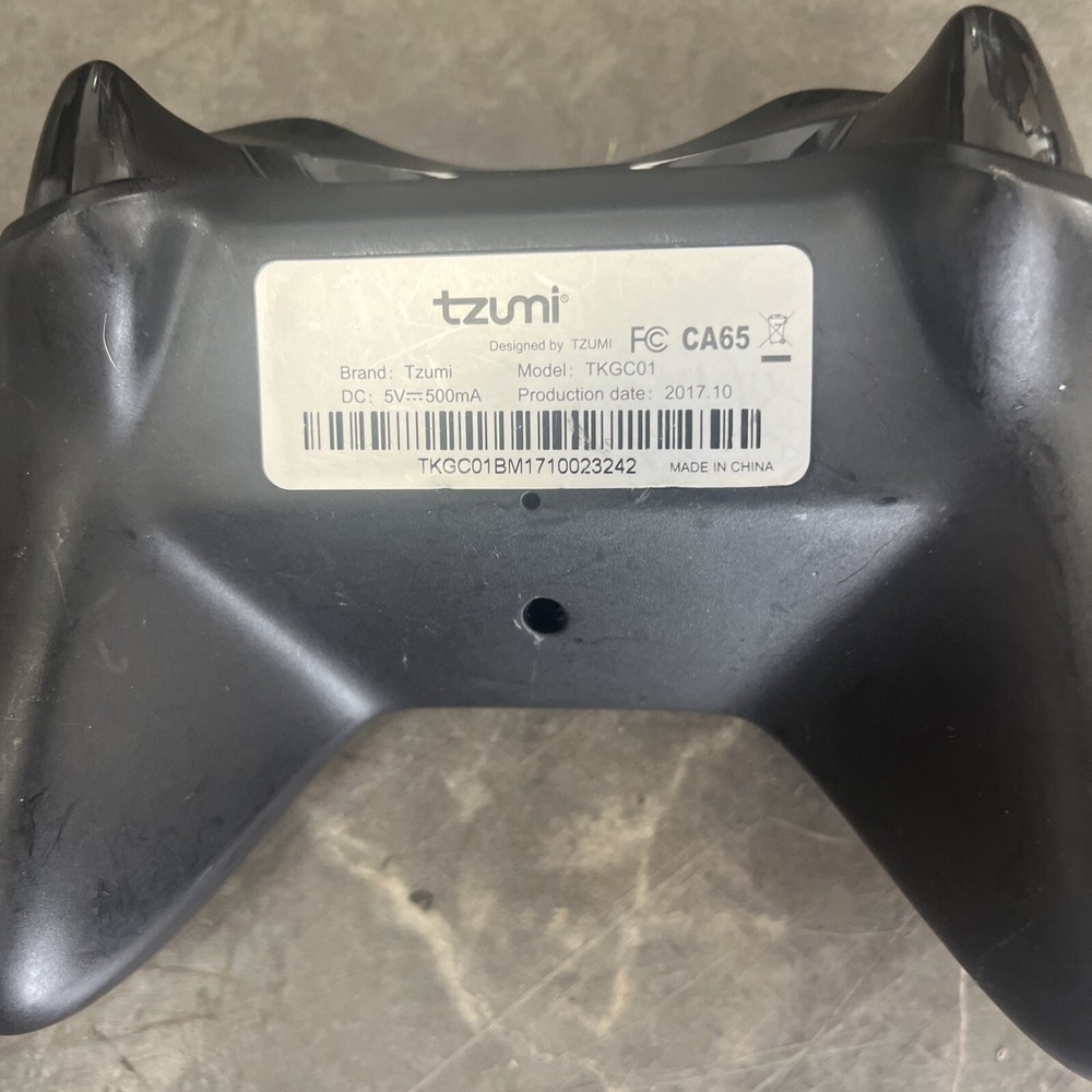 Tzumi Dream Vision TKGC01 Controller Black