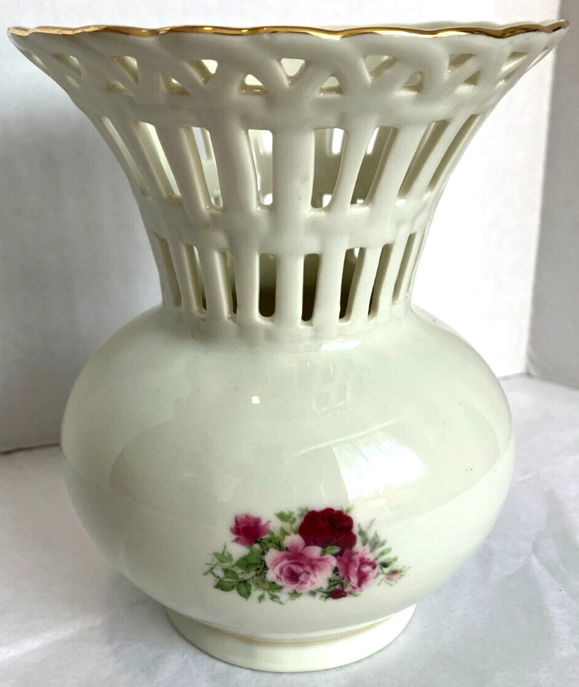 Vase Formalities floral Baum Bros.