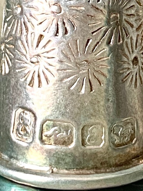 Silver Thimble Hallmarked with Beautiful Design