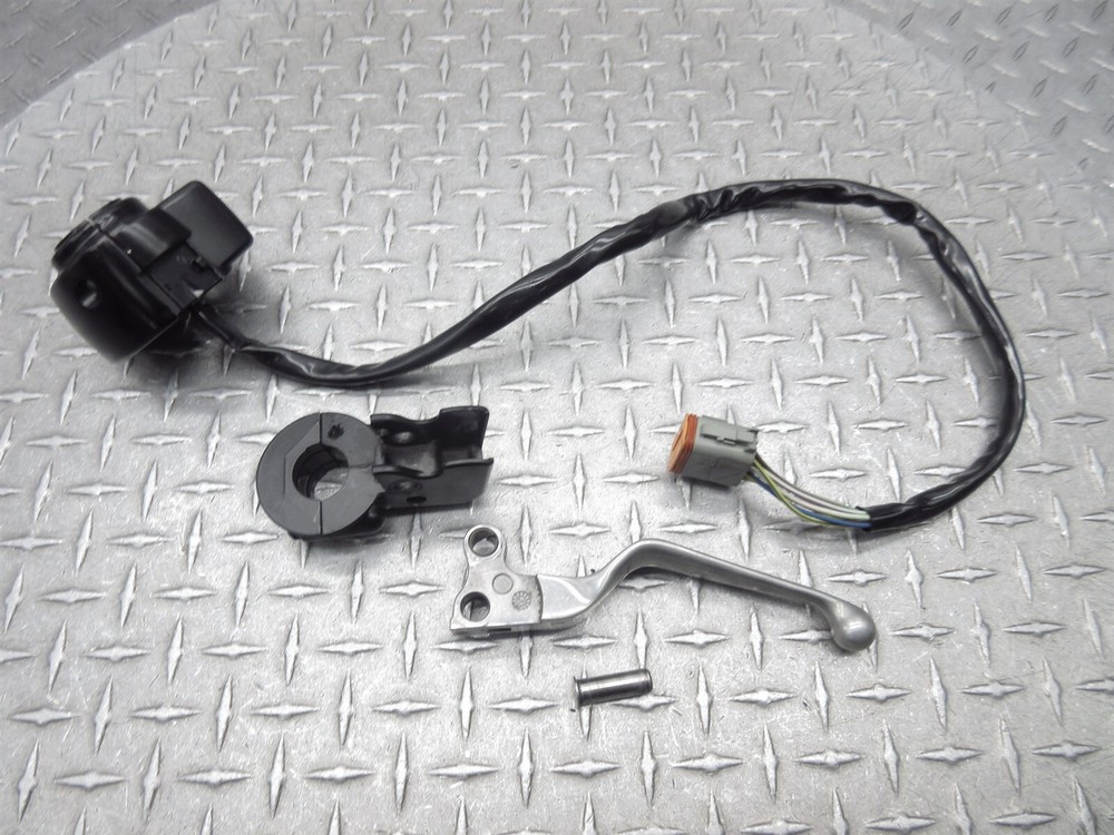 2005 Harley Electra Glide Standard FLHTI Left Switch Clutch Control Lever Perch