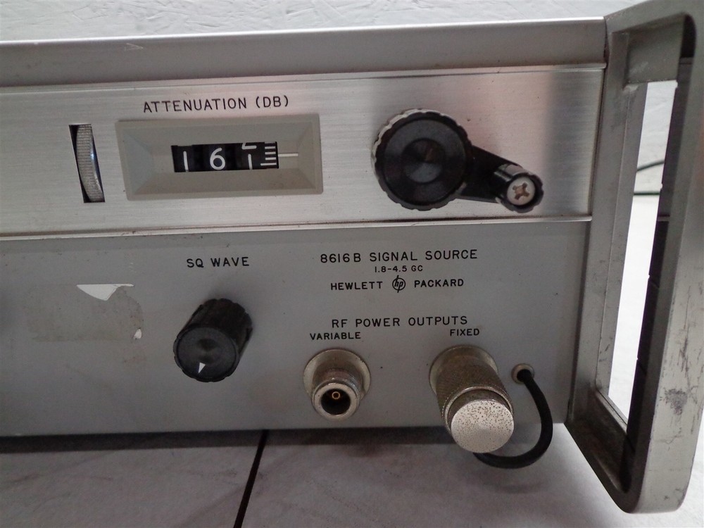 HP 8616B Signal Source
