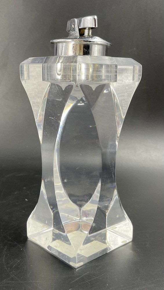 Vrg Ronson Lucite Table Lighter 7"