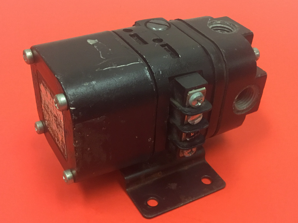 Bellofram - Type 1000 - I/P Transducer