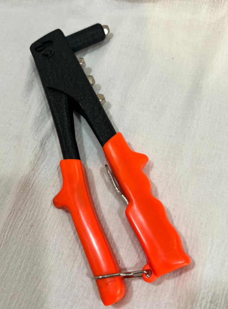 Arrow E-Z Pull Professional Riveter Rivet Tool Heavy Duty  Model RH200