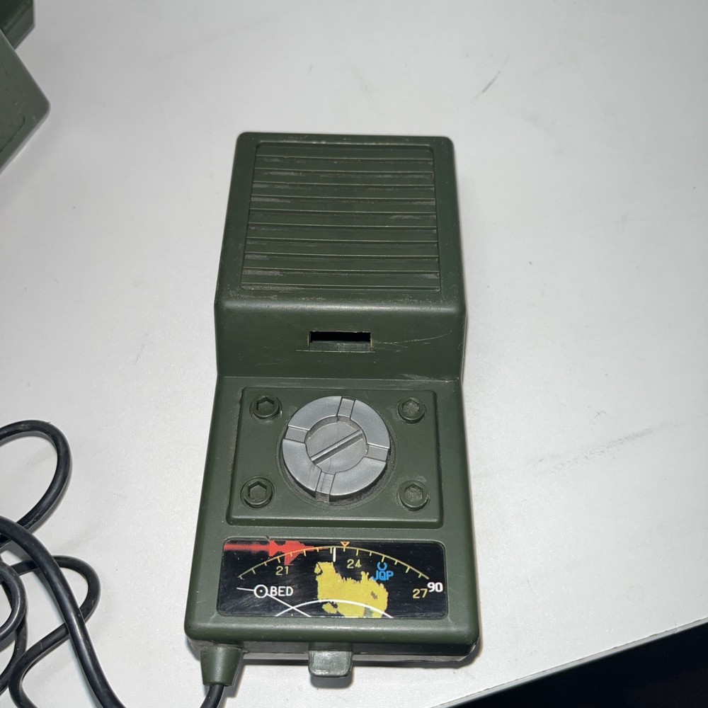 Nasta 1984 Command Center Walkie Talkie Incomplete Does Not Work
